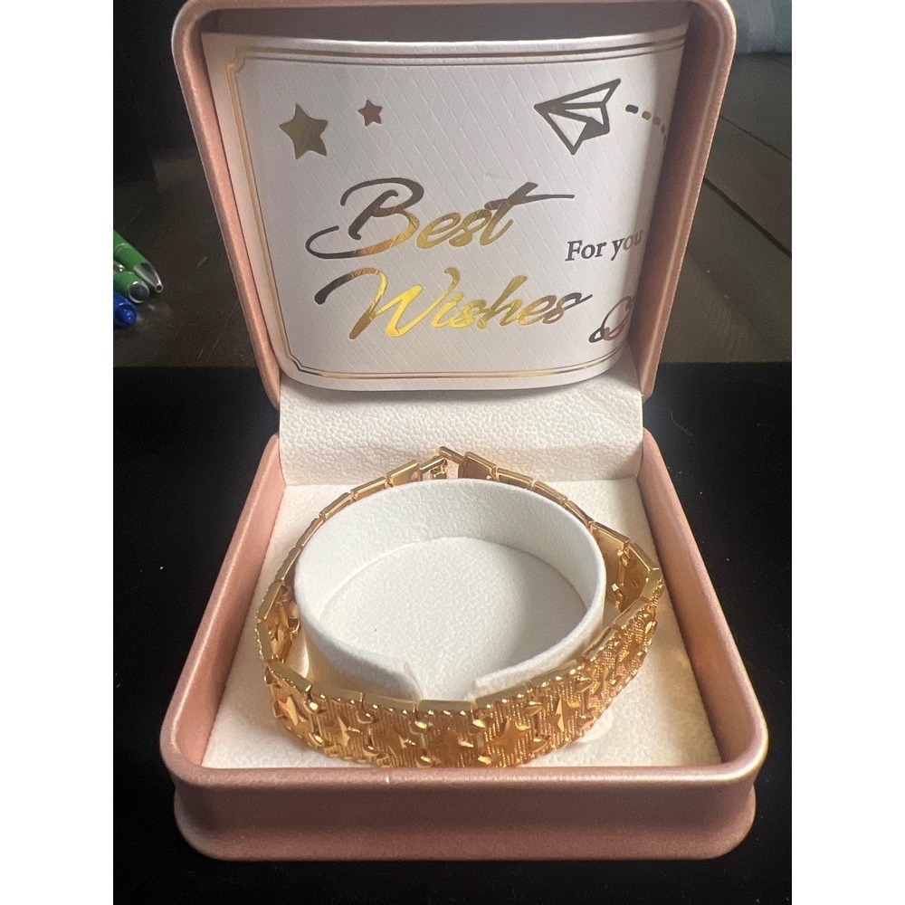 Vtg Gold Tone Textured Star and Heart Link Bracelet New in Box Statement Jewelry